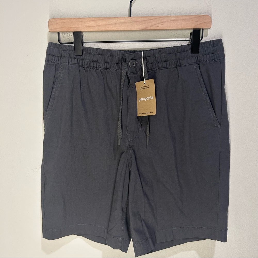 Patagonia Men’s Nomader Volley 7" Chino Shorts Forge Gray Size Small NWT